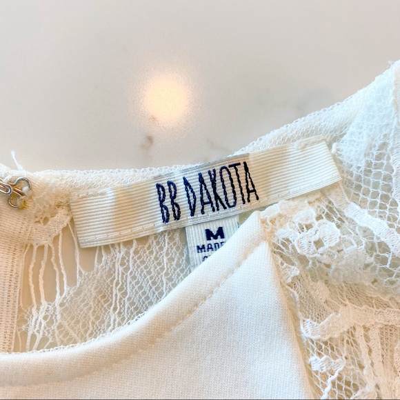 🤍BB Dakota Princeton Ivory Lace Dress🤍 - Picture 2 of 8